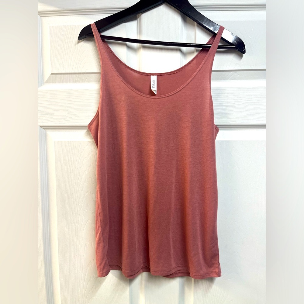 Bella flowy tank dusty pink , lightweight